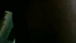 তাদের প্রথম ইংলিশ সেক্স ভিডিও প্রাপ্তবয়স্ক ভিডিও কাটনা প্রেমে একটি দম্পতি